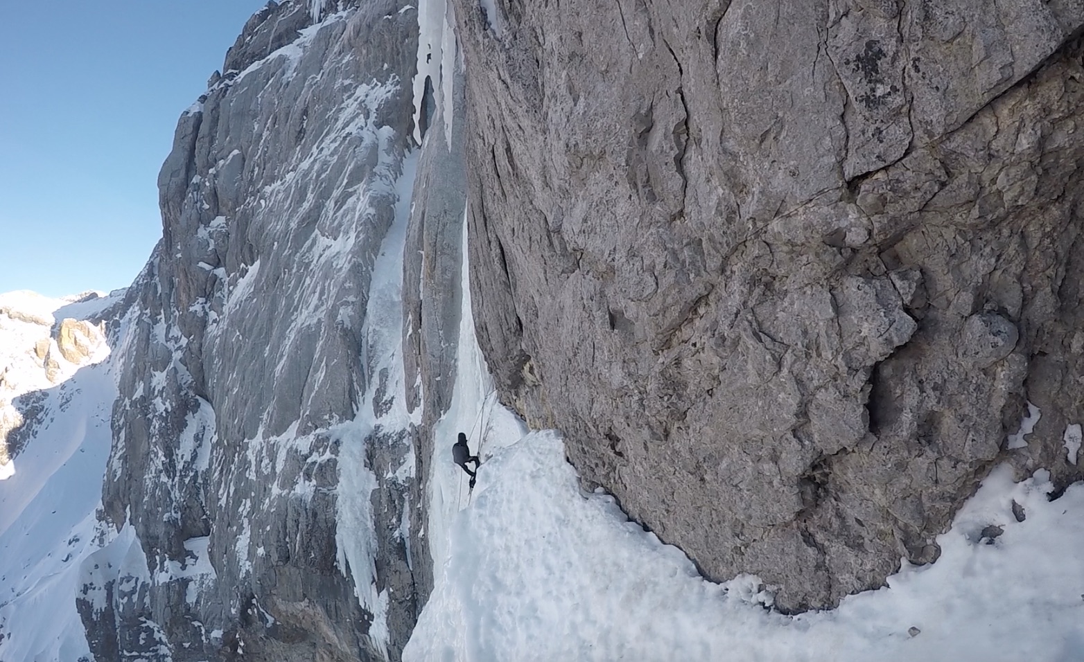 GRUPO DE TECNIFICACIÓN DE ALPINISMO