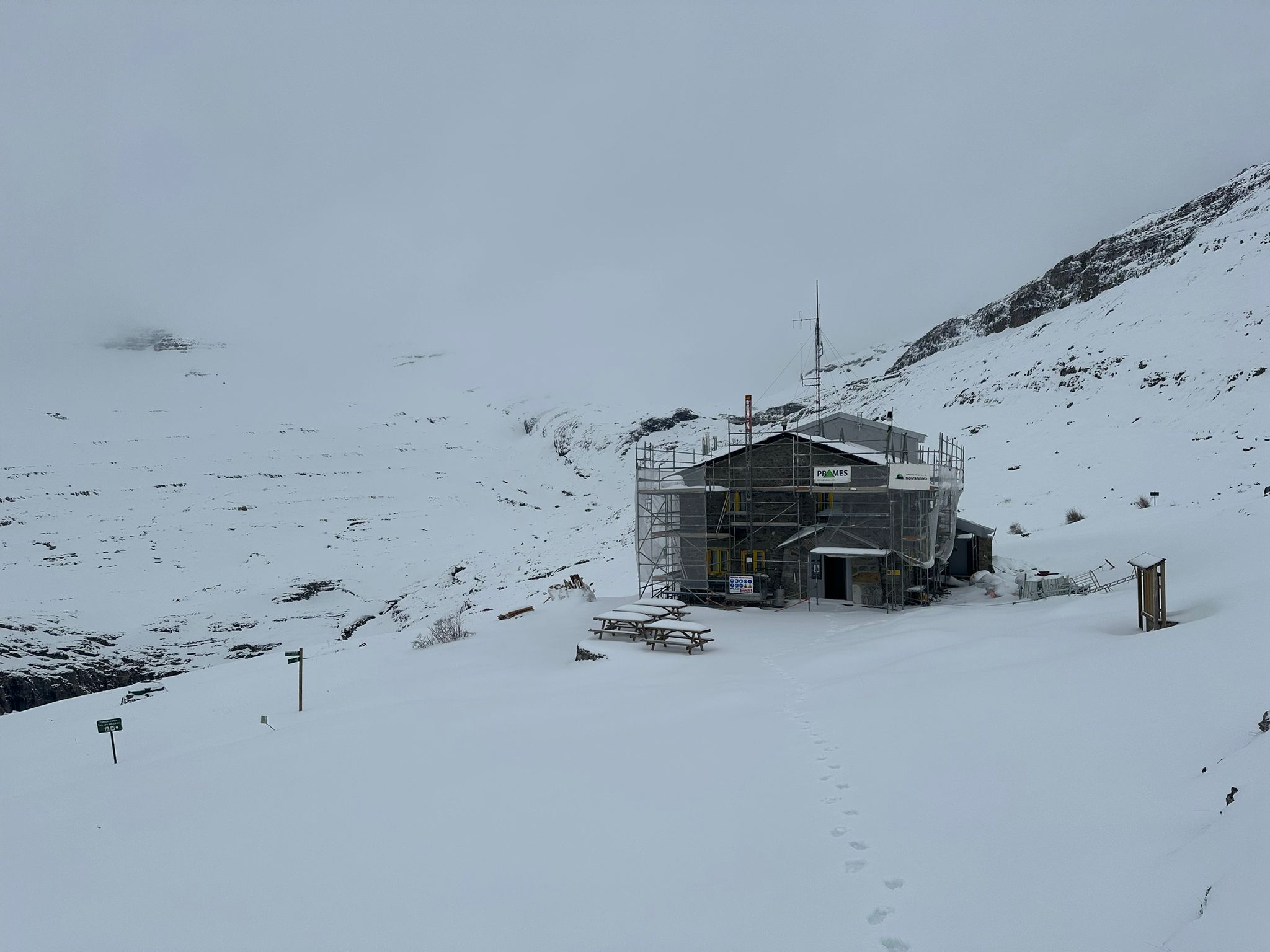 Goriz obras nevado