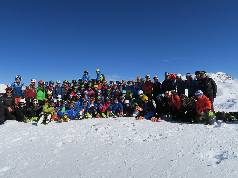 Participantes en el Encuentro Intercentros FEDME de Esquí de Montaña