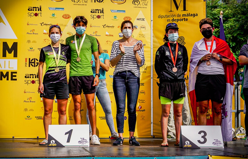 Clasificación final copa juvenil femenina. 1 Carrodilla Cabestre y 3 Inés gonzalez