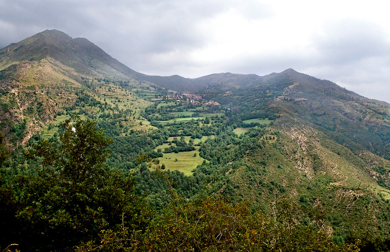Vista general de Castanesa y su entorno