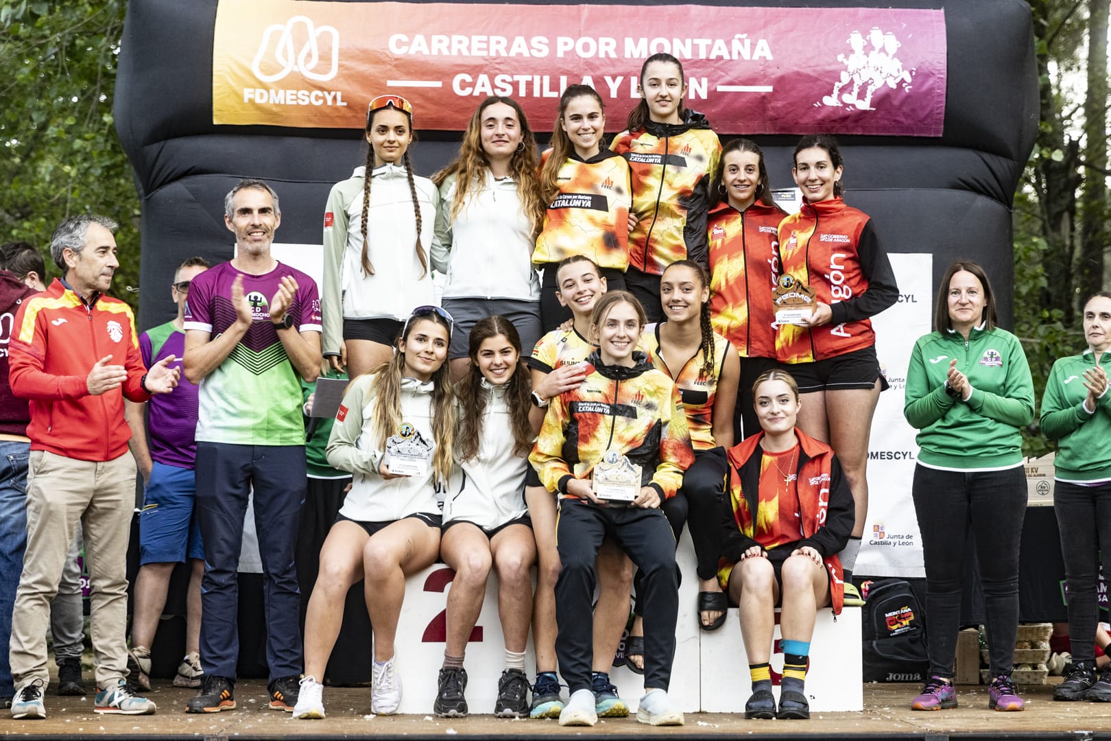 Equipo junior femenino. FOTO Guillermo Barreiro